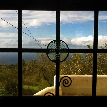 Tatil Evi Ruhige Topo Del Drago Mit Meerblick